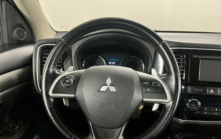 Mitsubishi Outlander III рестайлинг 3, 2014 год, 1 150 000 рублей, 11 фотография