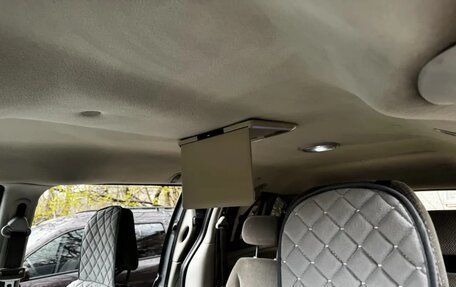 Chrysler Town & Country IV, 2005 год, 800 000 рублей, 16 фотография