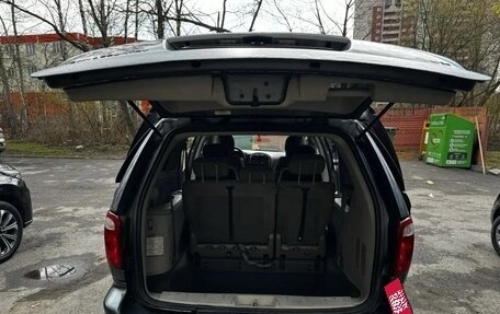 Chrysler Town & Country IV, 2005 год, 800 000 рублей, 10 фотография