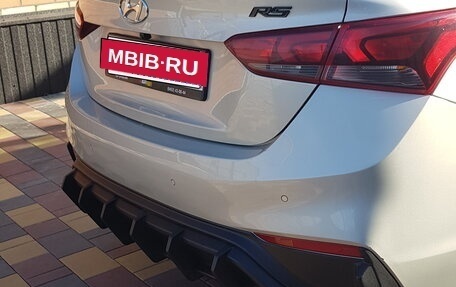 Hyundai Solaris II рестайлинг, 2018 год, 1 380 000 рублей, 2 фотография