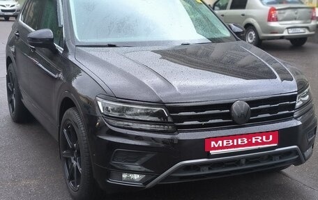 Volkswagen Tiguan II, 2018 год, 3 300 000 рублей, 2 фотография