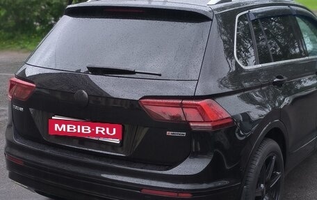 Volkswagen Tiguan II, 2018 год, 3 300 000 рублей, 4 фотография