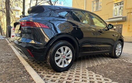 Jaguar E-Pace, 2018 год, 2 250 000 рублей, 2 фотография