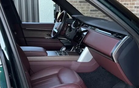 Land Rover Range Rover IV рестайлинг, 2022 год, 18 000 000 рублей, 5 фотография