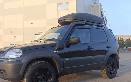 Chevrolet Niva I рестайлинг, 2016 год, 645 000 рублей, 3 фотография