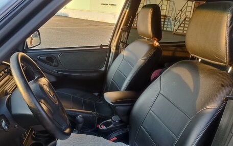 Chevrolet Niva I рестайлинг, 2016 год, 645 000 рублей, 9 фотография