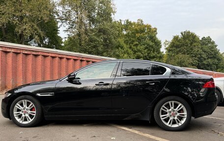 Jaguar XE I рестайлинг, 2017 год, 2 220 000 рублей, 2 фотография