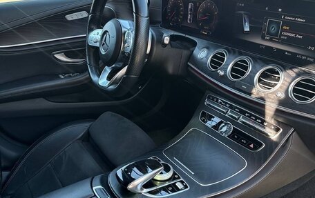 Mercedes-Benz E-Класс, 2018 год, 3 800 000 рублей, 7 фотография