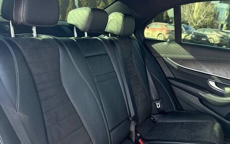 Mercedes-Benz E-Класс, 2018 год, 3 800 000 рублей, 8 фотография