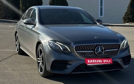 Mercedes-Benz E-Класс, 2018 год, 3 800 000 рублей, 3 фотография