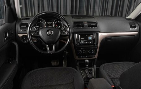 Skoda Yeti I рестайлинг, 2015 год, 1 605 000 рублей, 6 фотография