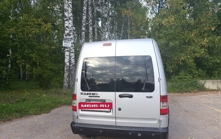 Ford Tourneo Connect I, 2005 год, 580 000 рублей, 7 фотография