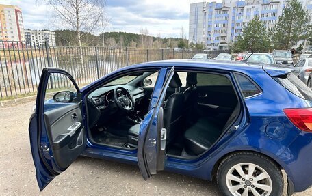 KIA Rio III рестайлинг, 2015 год, 990 000 рублей, 5 фотография