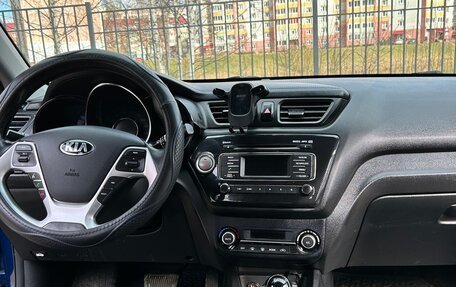 KIA Rio III рестайлинг, 2015 год, 990 000 рублей, 9 фотография