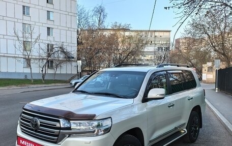 Toyota Land Cruiser 200, 2016 год, 5 990 000 рублей, 10 фотография