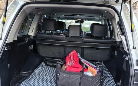 Toyota Land Cruiser 200, 2016 год, 5 990 000 рублей, 35 фотография