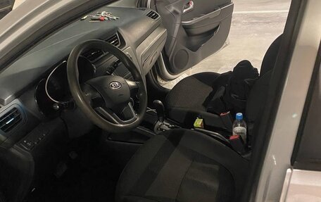 KIA Rio III рестайлинг, 2012 год, 800 000 рублей, 15 фотография