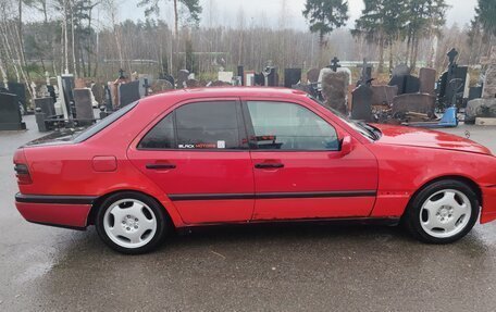 Mercedes-Benz C-Класс, 1995 год, 250 000 рублей, 4 фотография