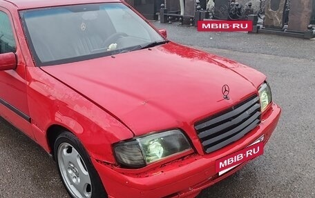 Mercedes-Benz C-Класс, 1995 год, 250 000 рублей, 5 фотография