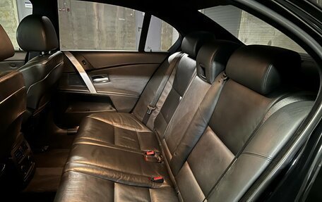 BMW M5, 2005 год, 3 950 000 рублей, 10 фотография