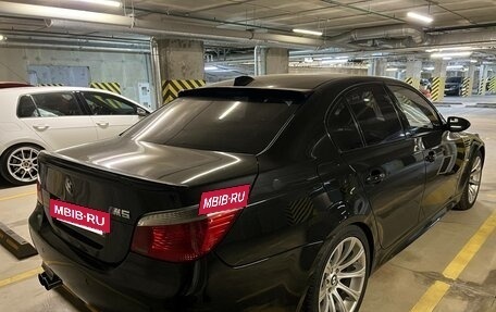 BMW M5, 2005 год, 3 950 000 рублей, 4 фотография