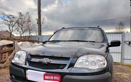 Chevrolet Niva I рестайлинг, 2013 год, 550 000 рублей, 2 фотография