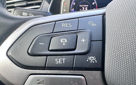 Volkswagen Passat B8 рестайлинг, 2022 год, 2 350 000 рублей, 17 фотография