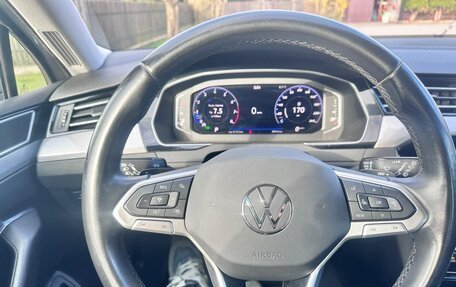 Volkswagen Passat B8 рестайлинг, 2022 год, 2 350 000 рублей, 16 фотография