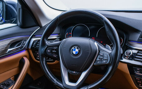 BMW 5 серия, 2018 год, 3 235 000 рублей, 15 фотография