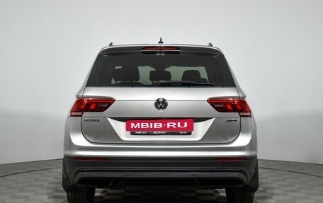 Volkswagen Tiguan II, 2020 год, 2 690 000 рублей, 6 фотография