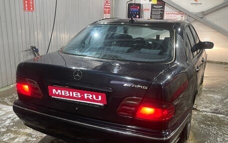 Mercedes-Benz E-Класс, 1999 год, 650 000 рублей, 6 фотография