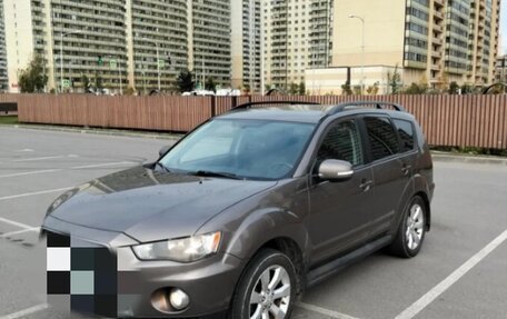Mitsubishi Outlander III рестайлинг 3, 2011 год, 980 000 рублей, 1 фотография