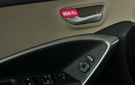 Hyundai Santa Fe III рестайлинг, 2016 год, 1 950 000 рублей, 10 фотография