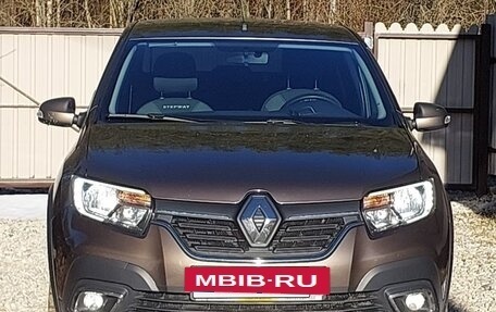 Renault Logan II, 2019 год, 965 000 рублей, 5 фотография