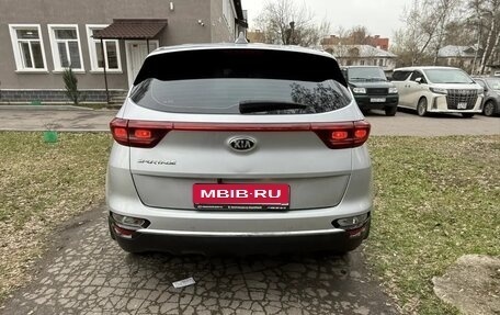 KIA Sportage IV рестайлинг, 2020 год, 2 180 000 рублей, 6 фотография