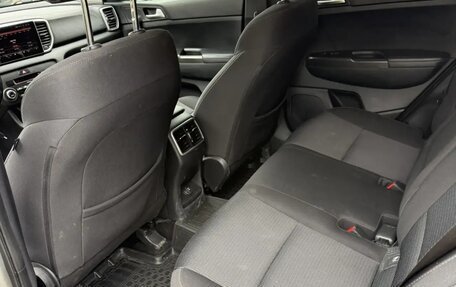 KIA Sportage IV рестайлинг, 2020 год, 2 180 000 рублей, 16 фотография