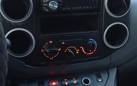 Peugeot Partner II рестайлинг 2, 2013 год, 499 000 рублей, 8 фотография