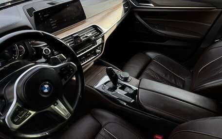 BMW 5 серия, 2018 год, 3 850 000 рублей, 11 фотография