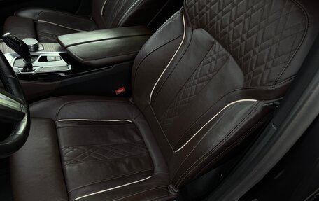 BMW 5 серия, 2018 год, 3 850 000 рублей, 9 фотография