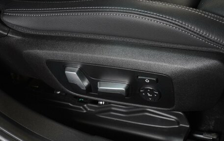 BMW 3 серия, 2019 год, 3 199 000 рублей, 13 фотография