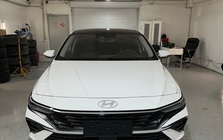 Hyundai Elantra, 2023 год, 2 050 000 рублей, 1 фотография