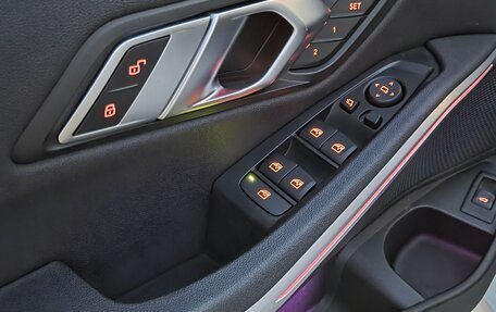 BMW 3 серия, 2020 год, 3 800 000 рублей, 14 фотография