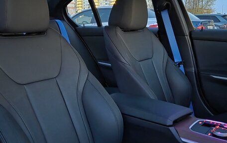 BMW 3 серия, 2020 год, 3 800 000 рублей, 12 фотография