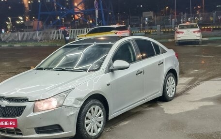Chevrolet Cruze II, 2011 год, 345 000 рублей, 3 фотография