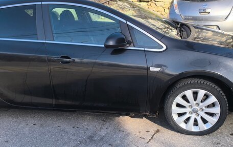 Opel Astra J, 2011 год, 770 000 рублей, 3 фотография