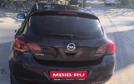 Opel Astra J, 2011 год, 770 000 рублей, 4 фотография