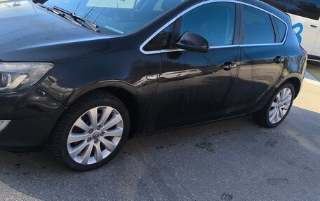 Opel Astra J, 2011 год, 770 000 рублей, 6 фотография