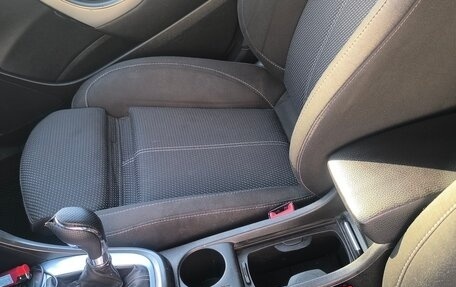 Opel Astra J, 2011 год, 770 000 рублей, 13 фотография