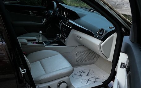 Mercedes-Benz C-Класс, 2011 год, 1 610 000 рублей, 9 фотография