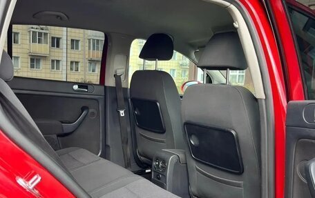 Volkswagen Golf Plus II, 2010 год, 699 999 рублей, 6 фотография